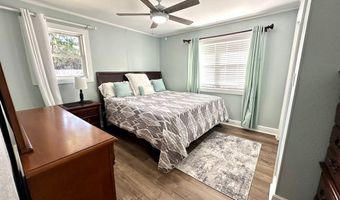 334 22nd Ave, Apalachicola, FL 32320