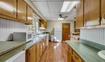 23208 Wild Cherry Ln, Abingdon, VA 24211