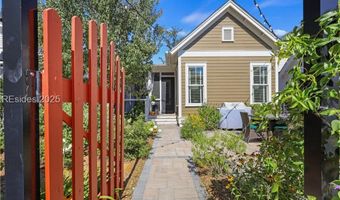 8 Hamlet Row, Beaufort, SC 29906