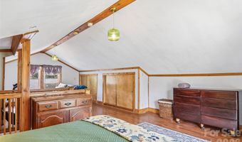 276 State St, Asheville, NC 28806