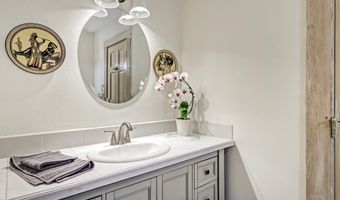 19 Conchas Dr, Angel Fire, NM 87710