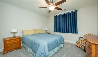 526 Sunset Dr SE, Altoona, IA 50009