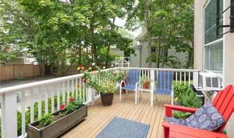 90 Rhode Island Ave 2, Newport, RI 02840