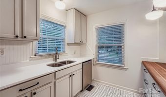 3735 Mcmillan St, Charlotte, NC 28205