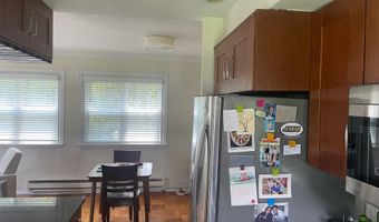 3526 VALLEY Dr, Alexandria, VA 22302