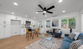 7118 Stanford Ave, La Mesa, CA 91942