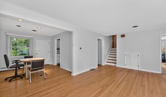 121 Ramsey Pl, Albany, NY 12209