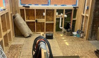 417 Manchester St, Aurora, IN 47001