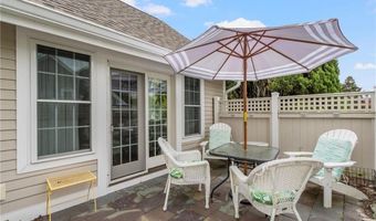 213 Corey Ln 213, Middletown, RI 02842