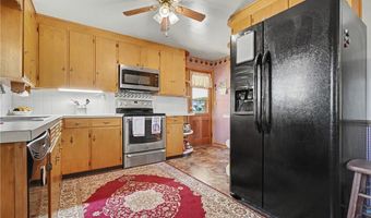 1540 Lilly Ln, Alliance, OH 44601
