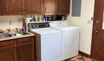 5686 Golden Isle W, Baxley, GA 31513