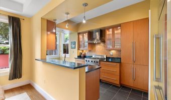 2816 27TH St NW, Washington, DC 20008