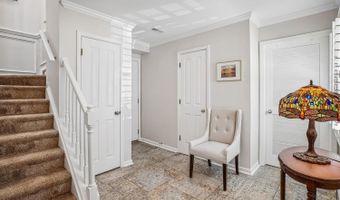 2408 GARNETT Dr, Alexandria, VA 22311