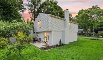 5141 BRADFIELD Dr, Annandale, VA 22003