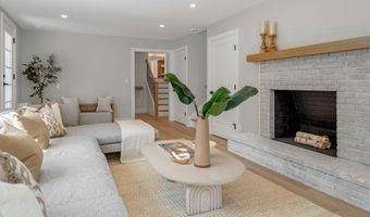 4 Rabbit Ln, Darien, CT 06820