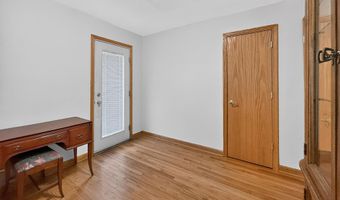 9949 Sterling Ave, Allen Park, MI 48101