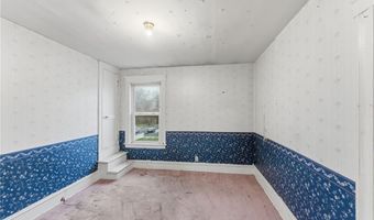 5 Branch Ave, North Smithfield, RI 02896