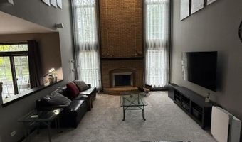 3621 Bunker Hill Dr, Algonquin, IL 60102