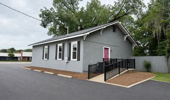 914 Shotwell St, Bainbridge, GA 39819