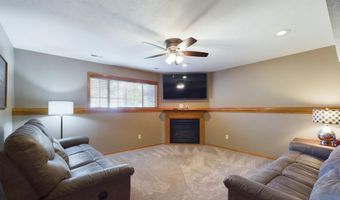 301 W Hackberry St, Brandon, SD 57005