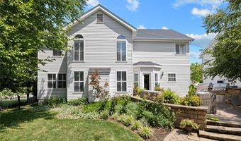 268 Magnolia Trace Dr, Ballwin, MO 63021