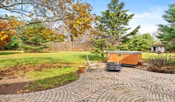 20 YEGER Dr, Allentown, NJ 08501