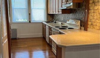 167 Coggeshall Ave B, Newport, RI 02840