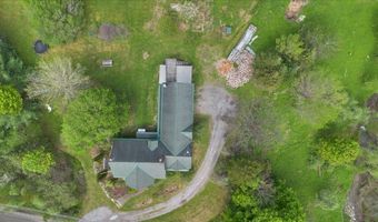546 Anderson Rd, Barre, VT 05641