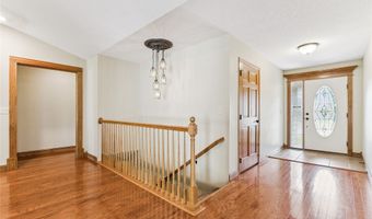 1124 12th Ave SE, Altoona, IA 50009