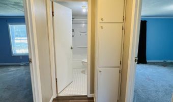 629 Old Snow Hill Rd, Ayden, NC 28513