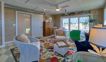 205 E SAVANNAH Rd, Lewes, DE 19958