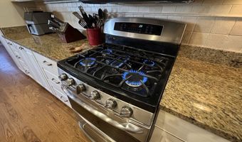 204 Piccadilly, Batesville, MS 38606