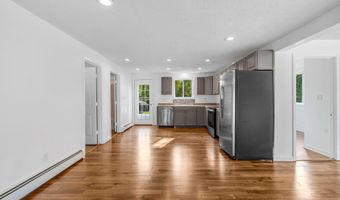 146 Chicoine Ave, Auburn, ME 04210