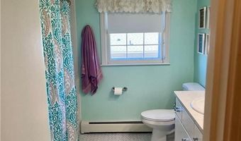45 Rosemary St, Cranston, RI 02920