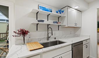 1600 W 11th Ave #28, Anchorage, AK 99501