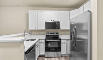 15614 EVERGLADE Ln 203, Bowie, MD 20716