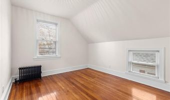 274 Montgomery Ave, Cranston, RI 02905