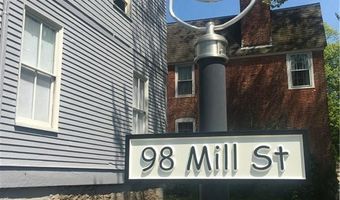 98 Mill St 5, Newport, RI 02840