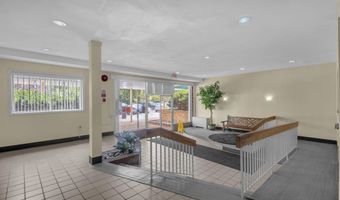 5111 8TH Rd S 407, Arlington, VA 22204