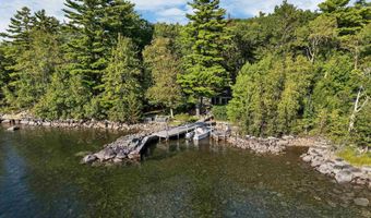 120 Big Barndoor Is, Alton, NH 03810