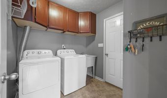 8343 Lost Valley Dr, Adams Twp., PA 16046