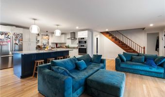 429 Howland Rd, East Greenwich, RI 02818