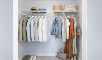 4600 DUKE St 413, Alexandria, VA 22304