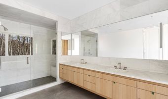 16 Arbor Path, Amagansett, NY 11930