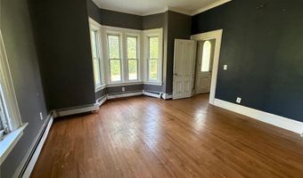 1450 Tarkiln Rd, Burrillville, RI 02830