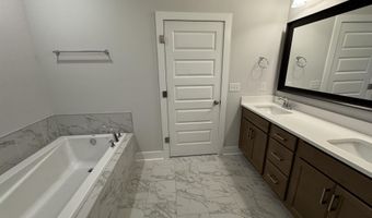 12631 Whitcombe Cir, Athens, AL 35613