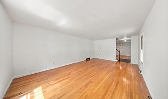 4 Laurel Dr, Albany, NY 12211