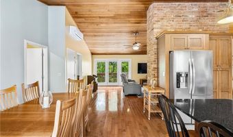 11 Cove Rd, Narragansett, RI 02882