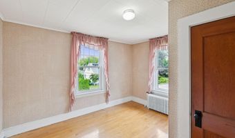 15 Huston Ave, Auburn, ME 04210