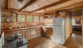 2158 Bartlett Hill Rd, Cambridge, VT 05464